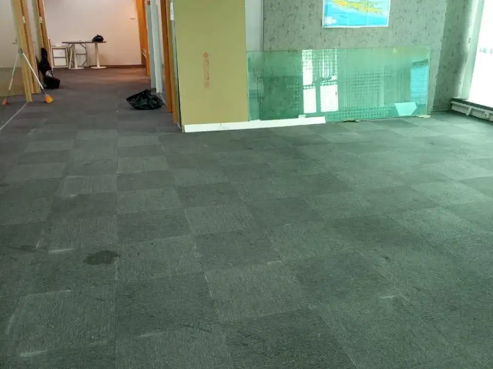 Disewa Office Lippo luas 377m2,  St. Moritz Puri indah Jakarta Barat