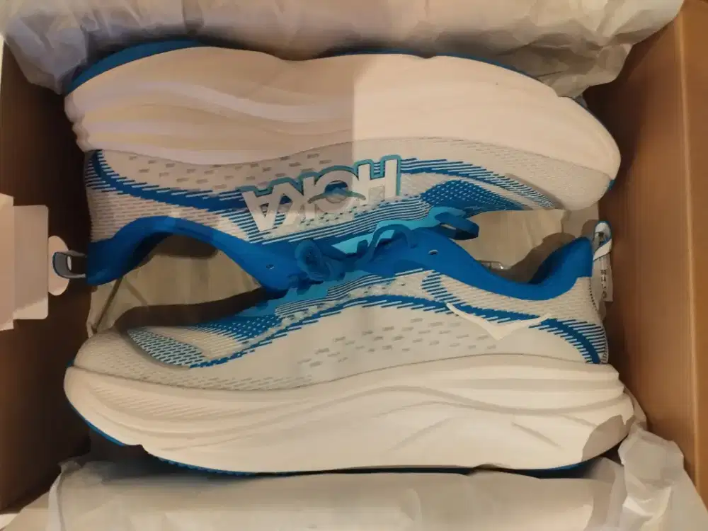 Sepatu Hoka SkyFlow ukuran 45-46 masuk nego sampai deal