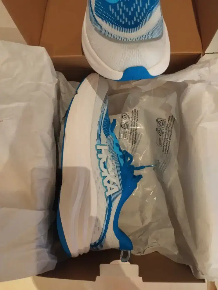 Sepatu Hoka SkyFlow ukuran 45-46 masuk nego sampai deal