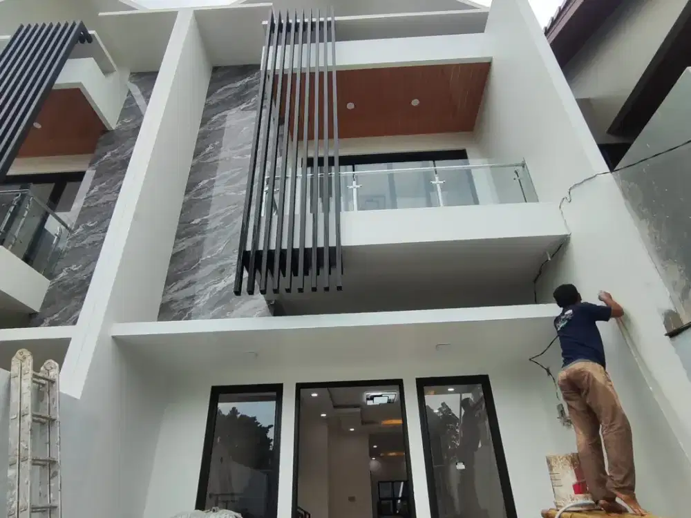 Rumah Baru 2 Lantai di Kav DKI Meruya Banyak Bonusnya