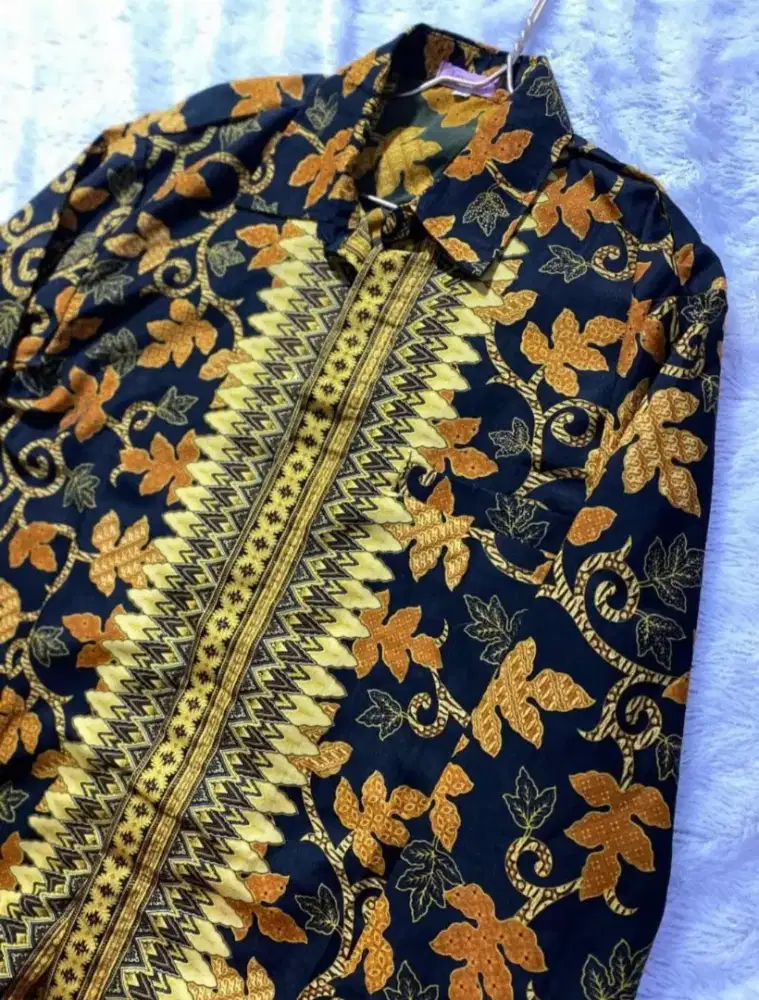 Batik Pria Lengan Panjang