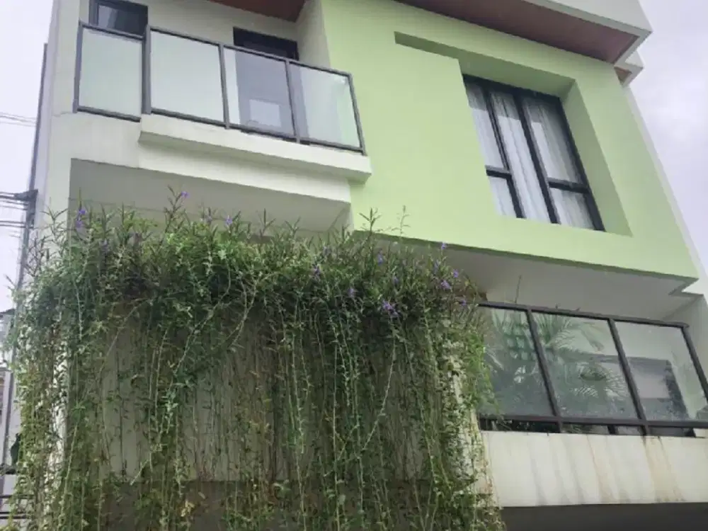 Rumah Smarthome 3 Unit 2.5 Lantai Di Kebon Jeruk