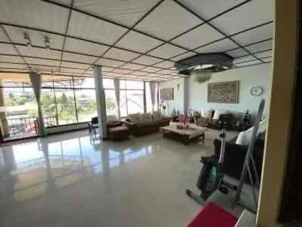 RUMAH CIPAKU BANDUNG HARGA DIBAWAH NJOP, DESIGN MODERN SIAP HUNI