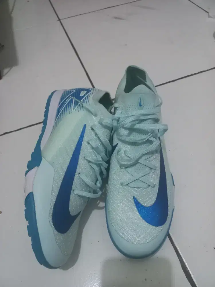 Jual sepatu futsal/mini soccer