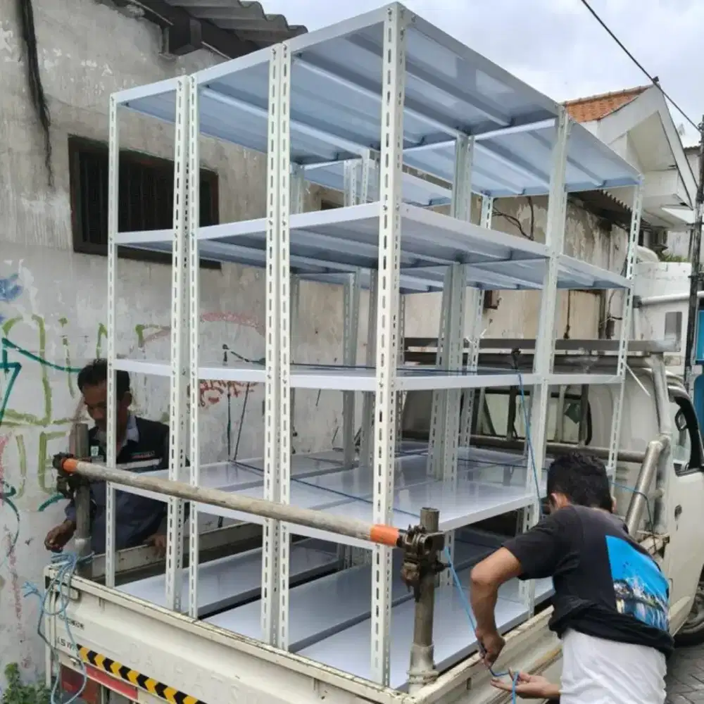 Rak besi siku lubang ramping