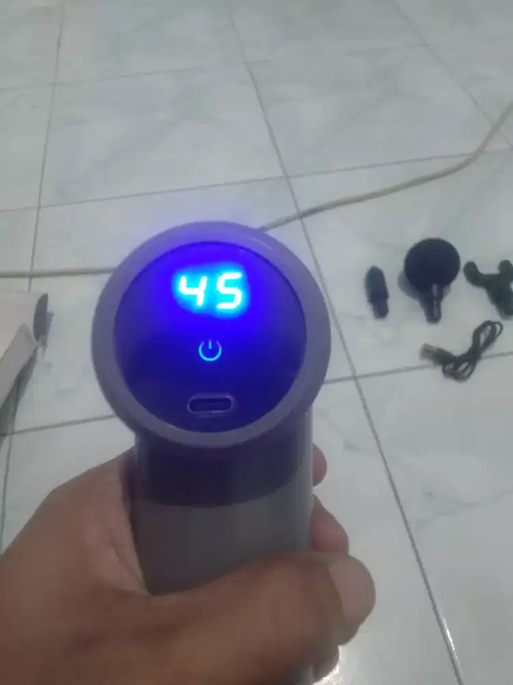 Alat terapi pegal&linu merk(massage gun)
