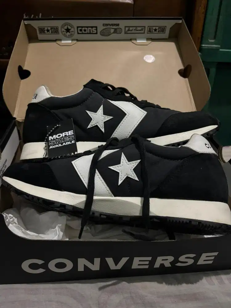Converse Omega Trainer