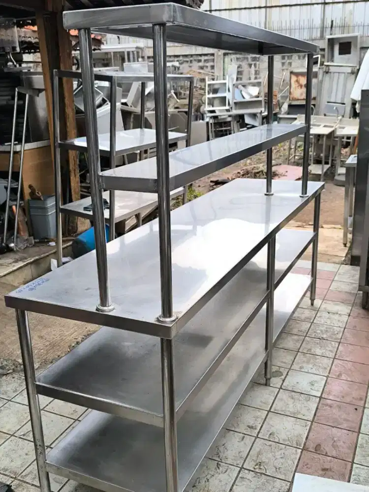 Meja 3 susun upperself 
Uk 225×60×85 
Uk upperself 175×30×80
Hrg 4,7jt