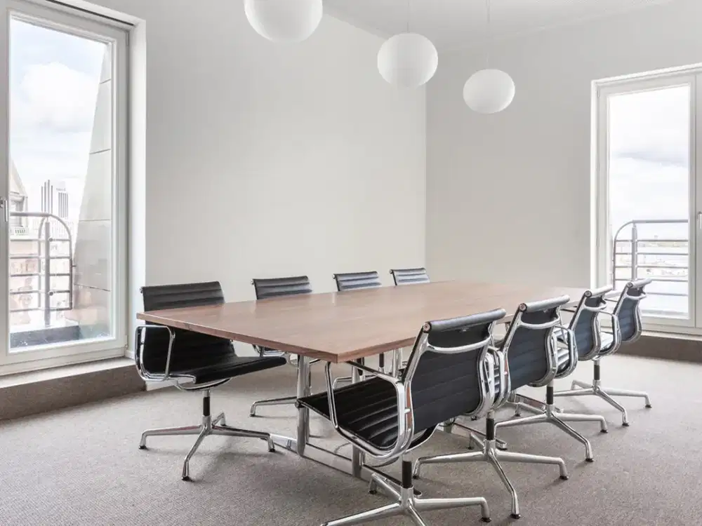 Regus - AIA Central (Op1)