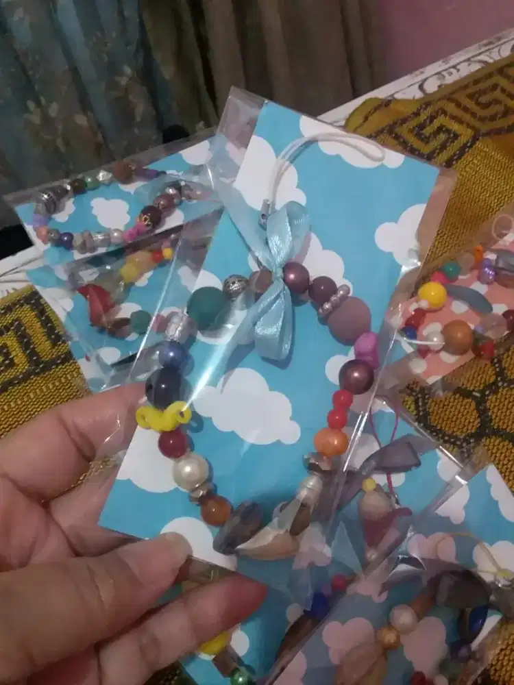 Souvenir gantungan hp /gantungan kunci