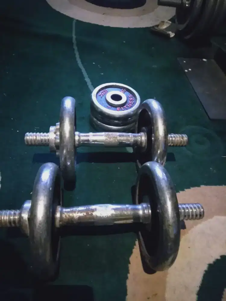 Alat gym bekas jarang dipakai