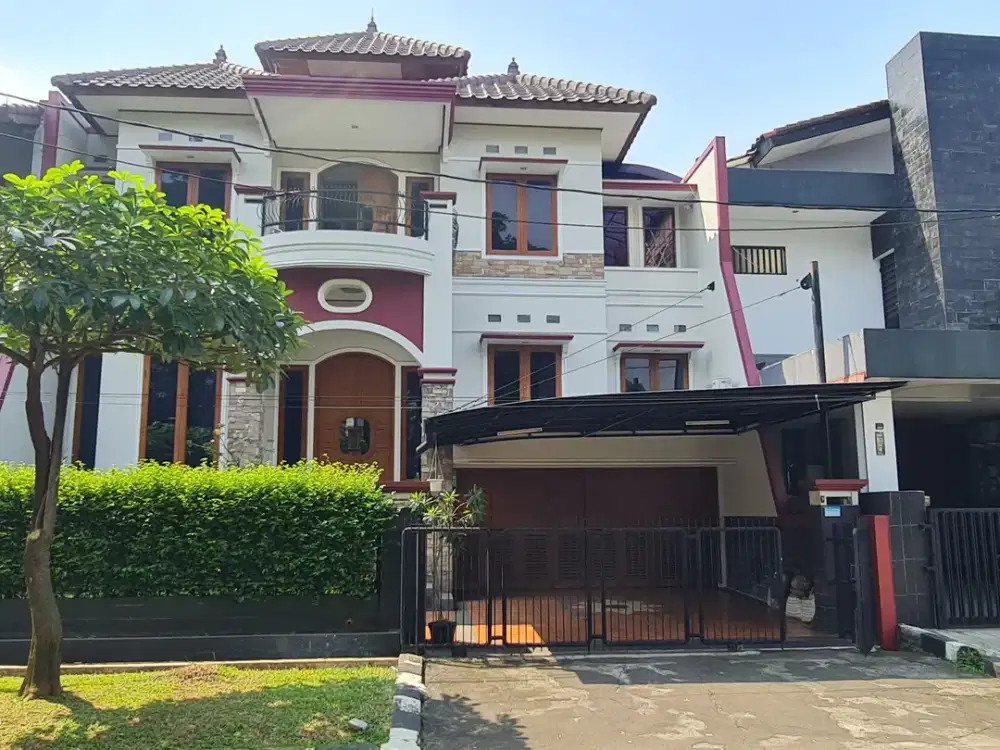 Rumah Mewah dan Strategis di Kemang Pratama 3, Sepanjang Jaya