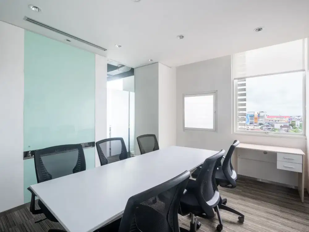 Regus - Panin Tower Balikpapan (Kantor Pribadi 4 orang)
