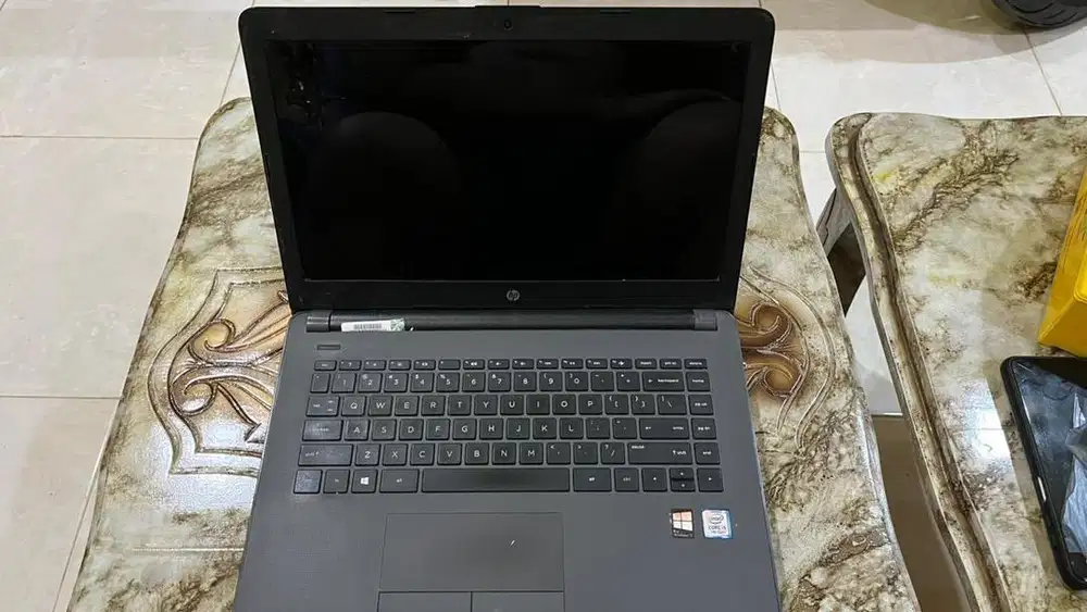 Laptop HP Intel Core I5 RAM 8 GB + Penyimapan 1 Tera + Bonus Antivirus