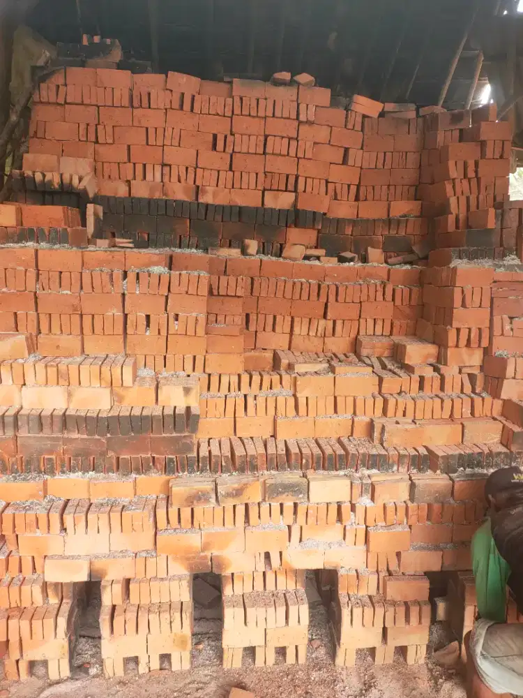 Batu bata merah press