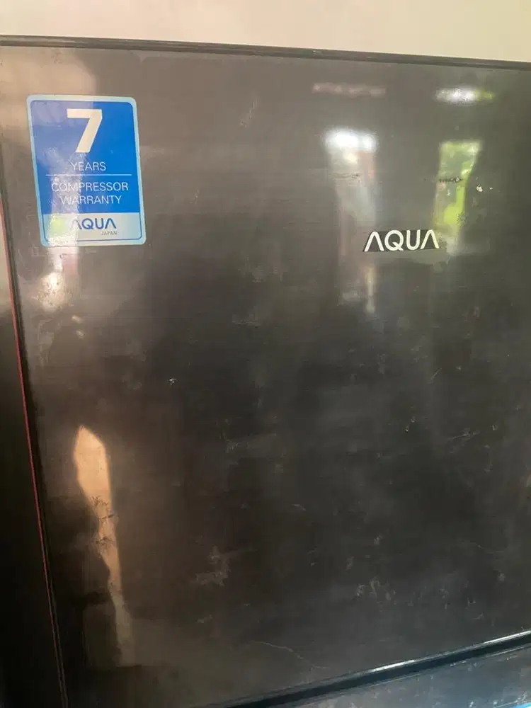 Dijual kulkas 2pintu Aqua