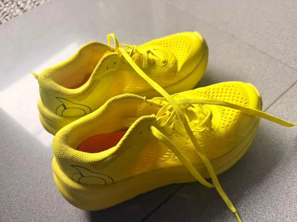 Preloved Sepatu Lari Ortuseight