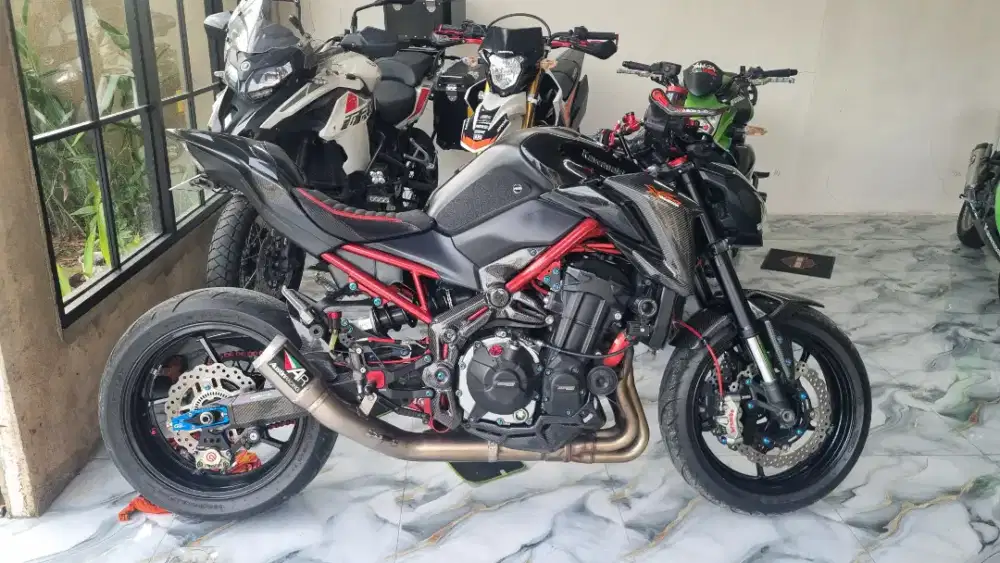 Kawasaki Z900 Modif Hedon