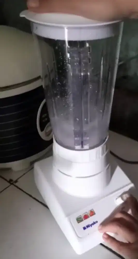 Blender sekali pemakaian