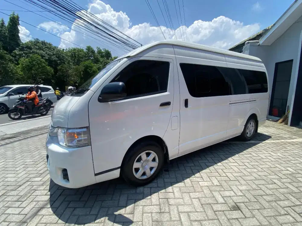 Hiace commuter 2017/2018