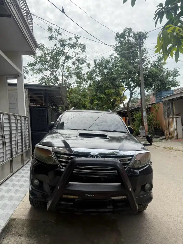 Dijual cepat mobil fortuner