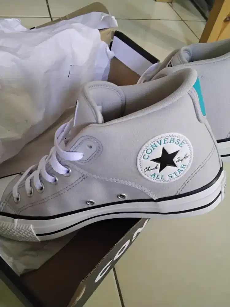 Sepatu converse high original