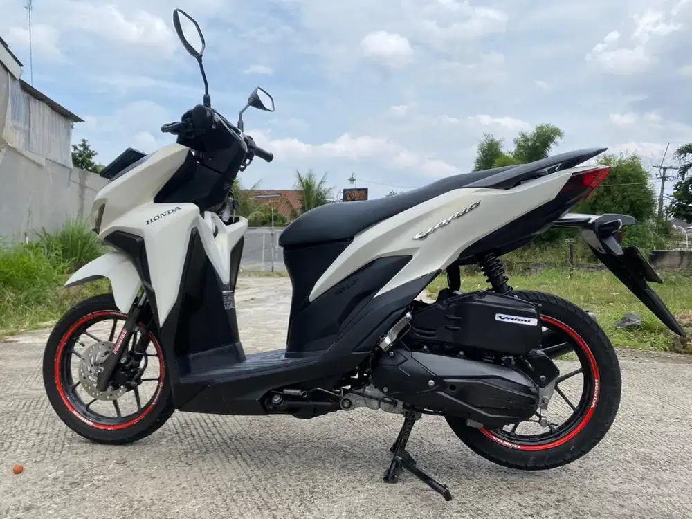 58@: DP:500RB B DKI NEW VARIO125CBS ISS PUTIH