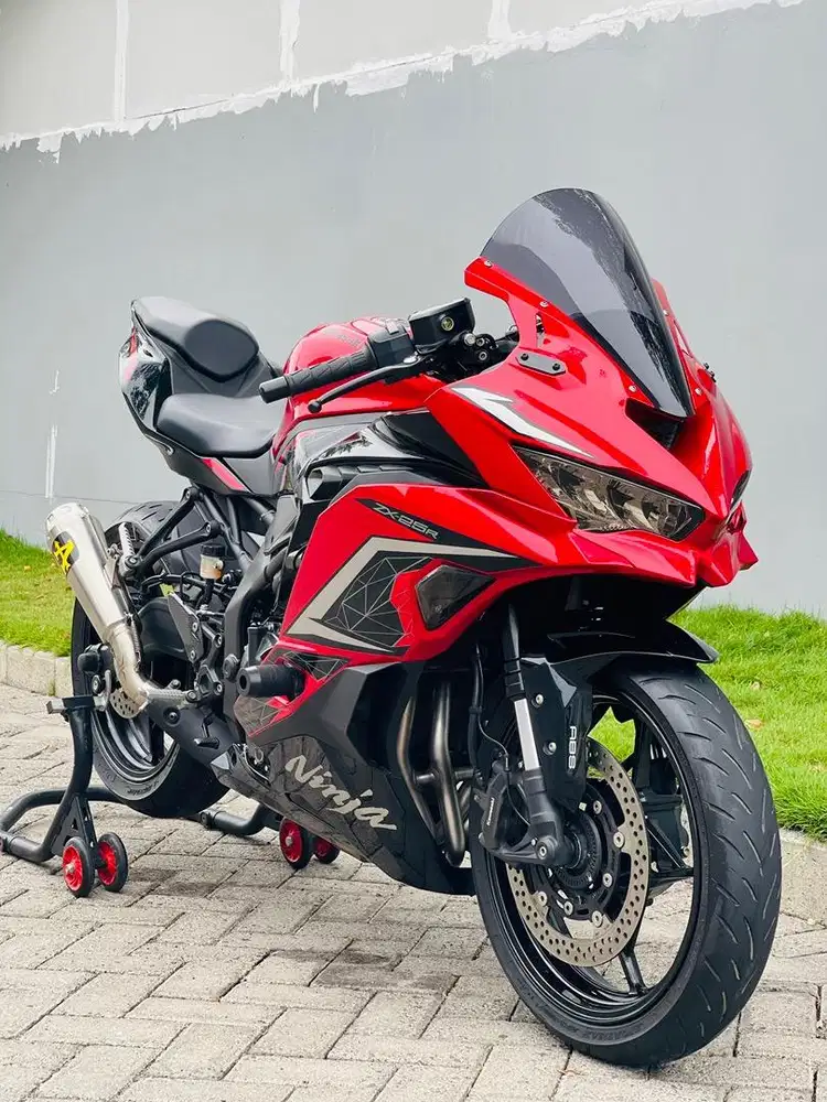 Kawasaki ninja zx25r 2023 abs se merah tft plat w pajak on zx-25r abs