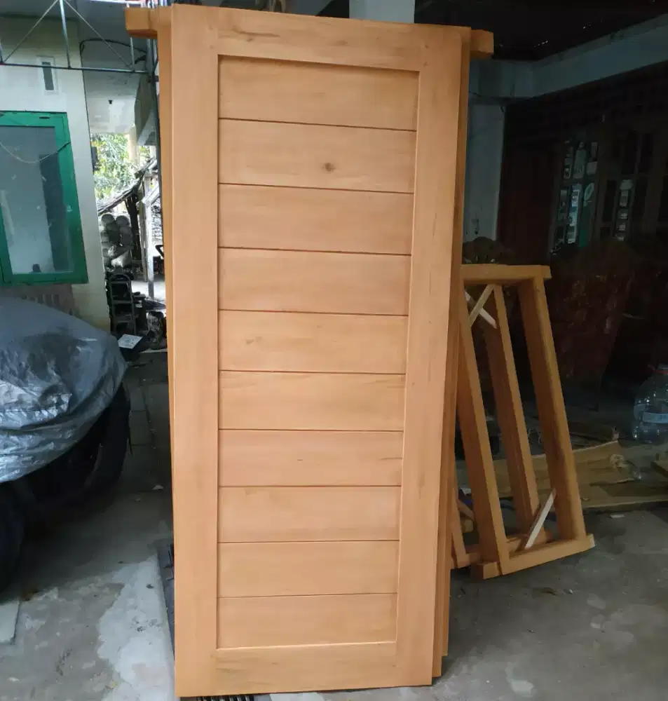 Kusen Dan pintu minimalis