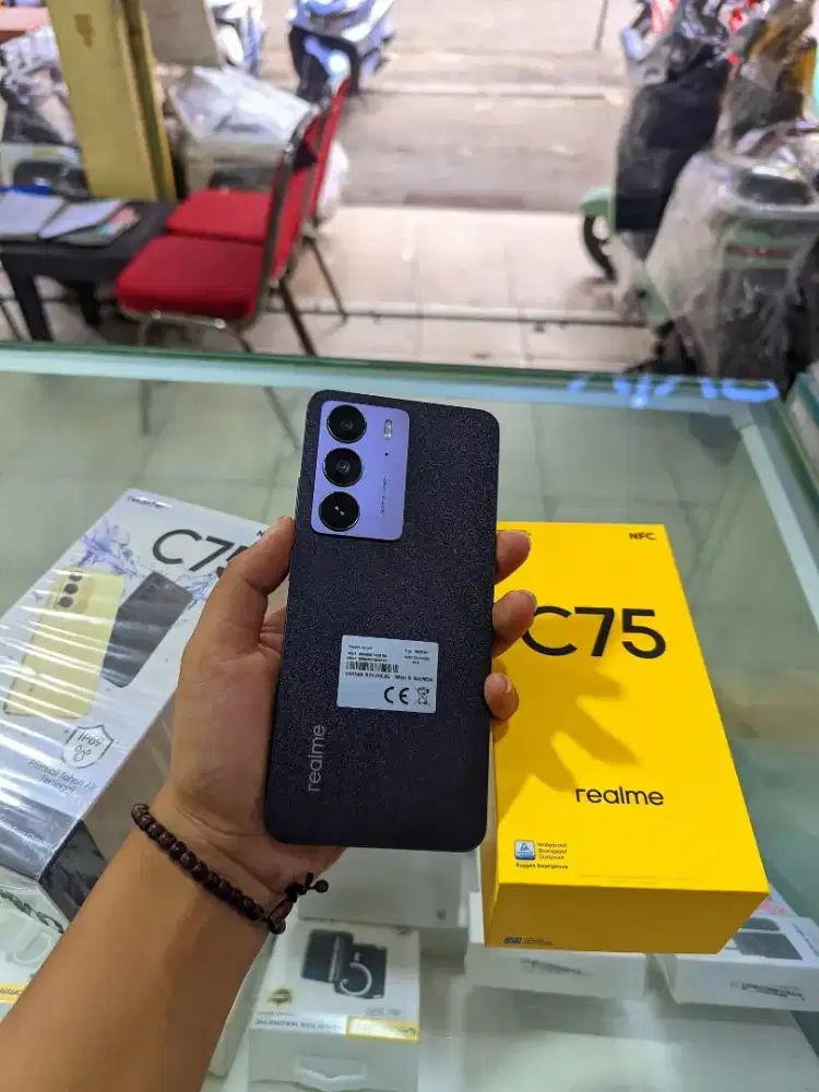 Realme c75 8/256