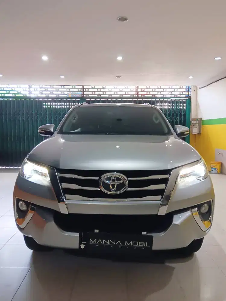 KM 83RB - TOYOTA FORTUNER VRZ DIESEL A/T - 2016
