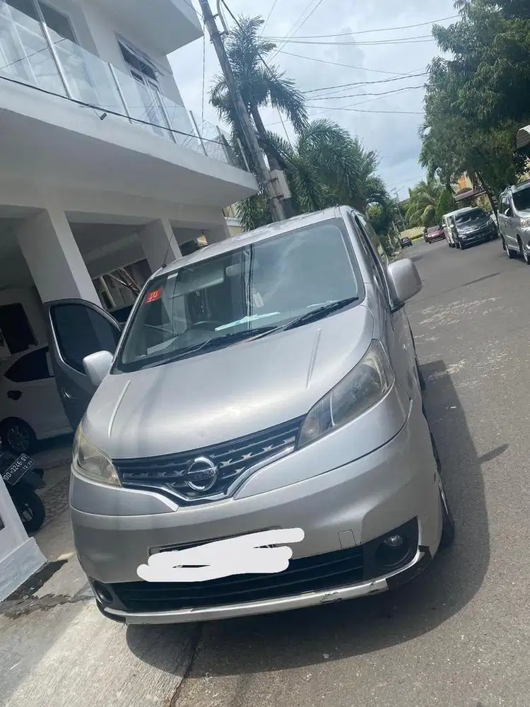 Jual Mobil Nissan Evalia