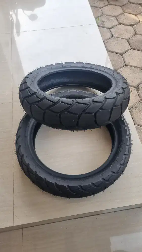 Ban ADV 160 Depan Belakang