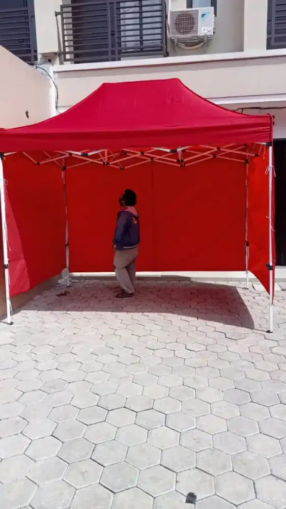 Tersedia tenda stand piramid, untuk bazar/lapak jualan.