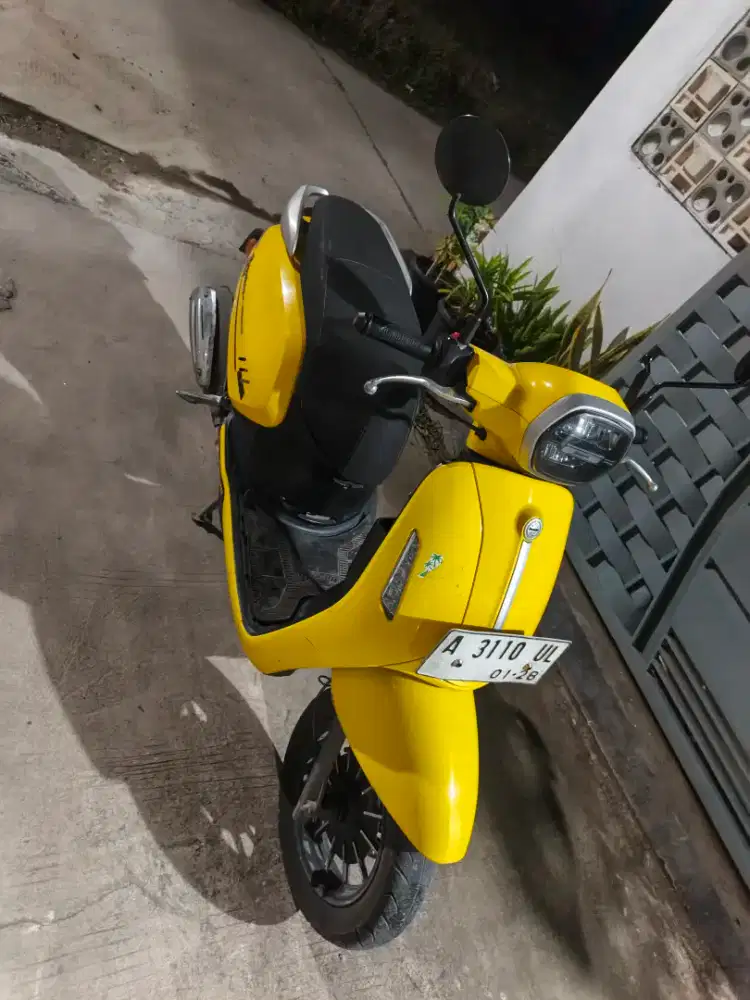 Dijual motor scooter benelli panarea 125 cc