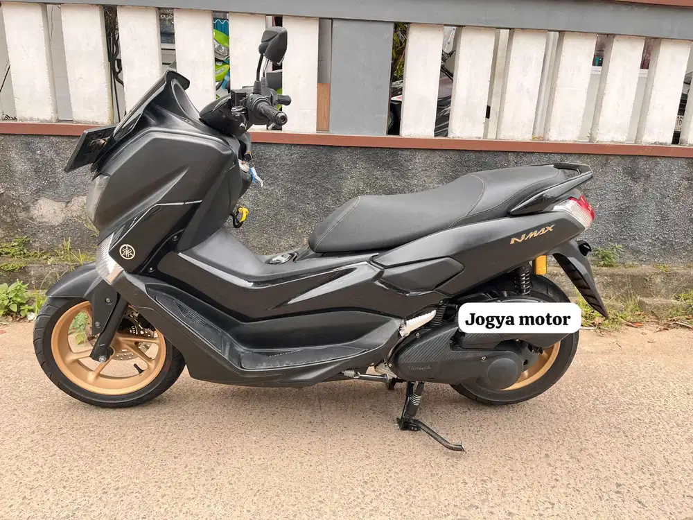 (B) yamaha nmax 155 tahun 2019 cash credit