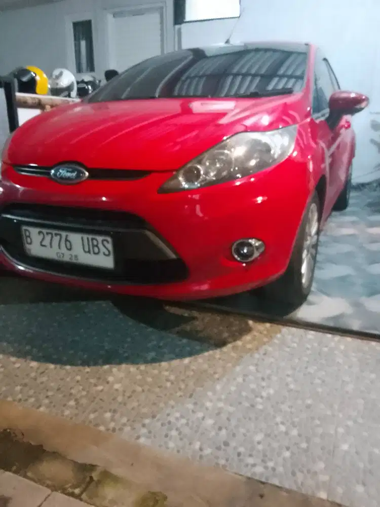 Dijual Mobil Ford Fiesta, 1.5 Matic, 2013