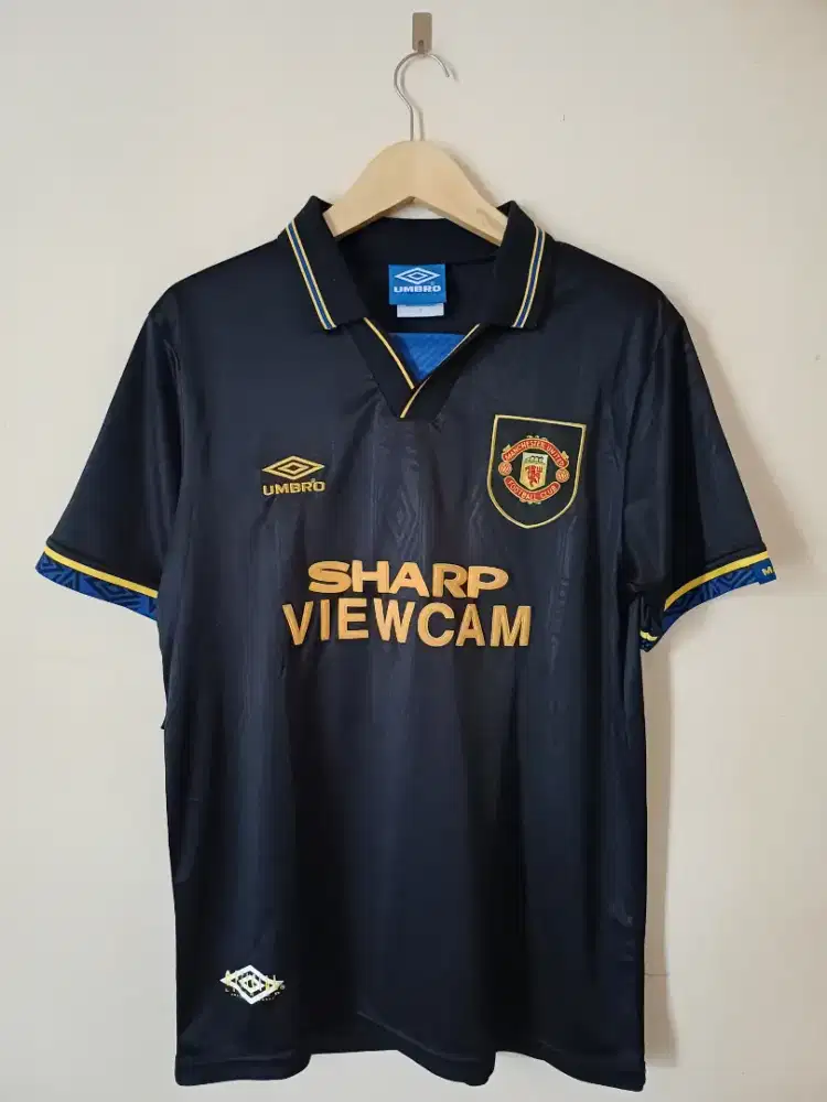 Jersey Retro MU