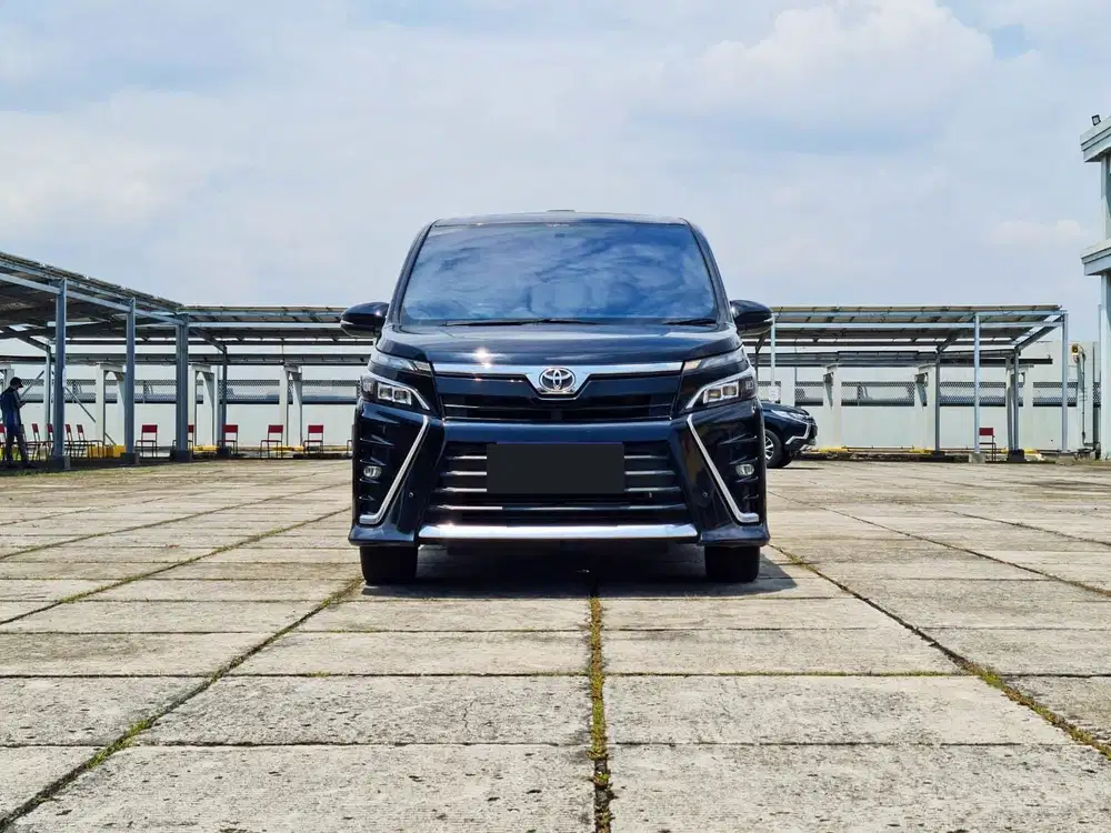 [TDP 15 JT] Toyota Voxy 2.0 AT
Th 2021