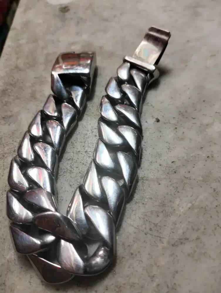 Gelang stainless cowok