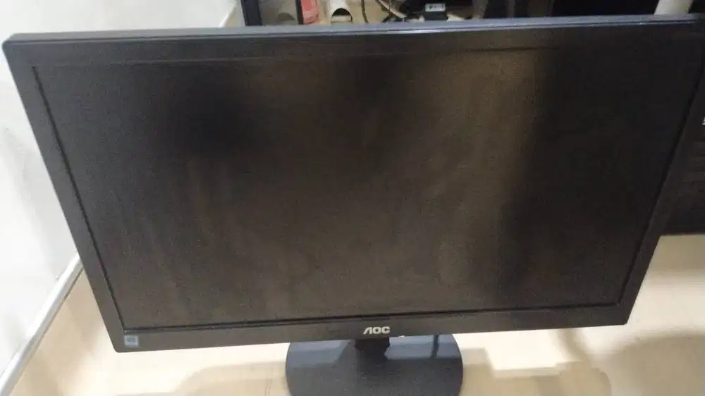 JUAL MONITOR AOC BEKAS ADMIN