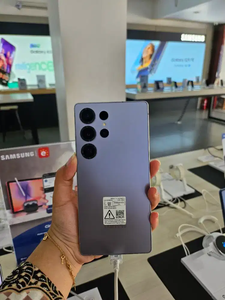 Samsung Galaxy S25 Ultra 12/512gb | Free Smart TV 32