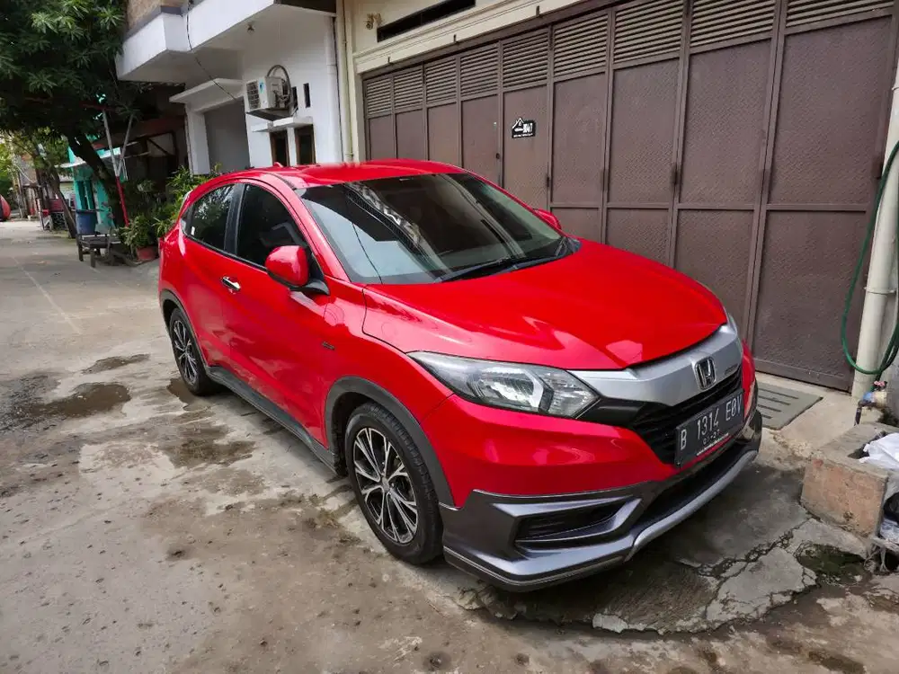 Honda HR-V HRV E Mugen CVT Matic AT Tahun 2017 Merah , 2018