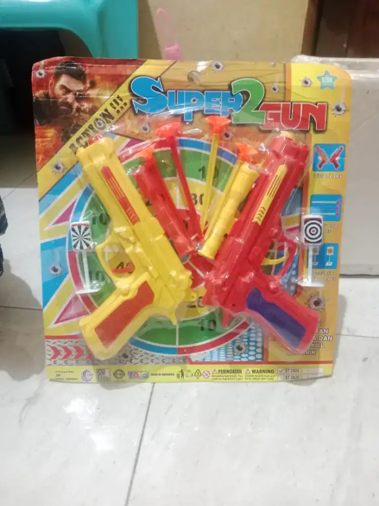 Mainan tembak anak cowok