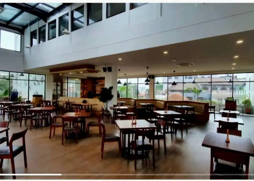 Dijual eks. resto 1300m2 Jl. Wastukencana