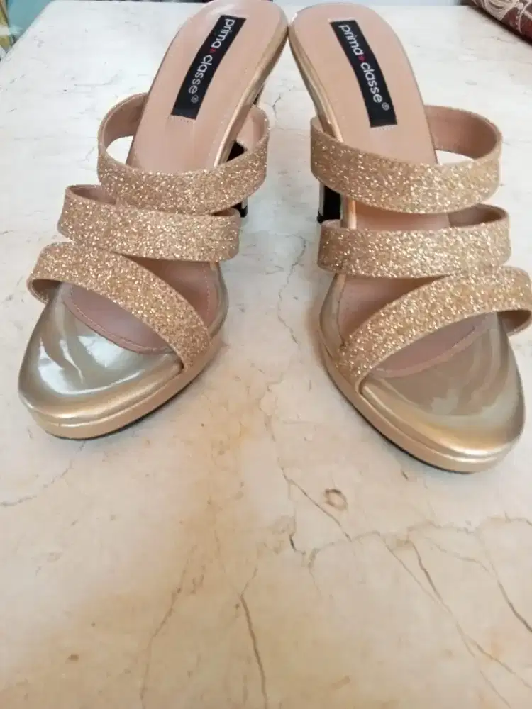 Sendal High Heels Pesta Wanita