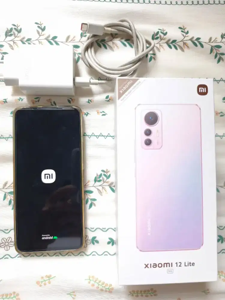 Xiaomi 12 Lite 5G (8/256) Bekas