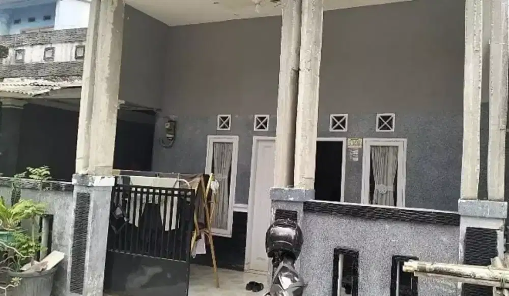 Rumah tinggal di kota lingkungan asri