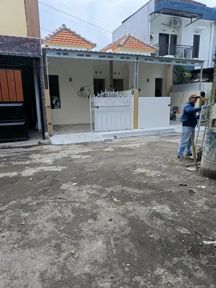 Di sewakan rumah