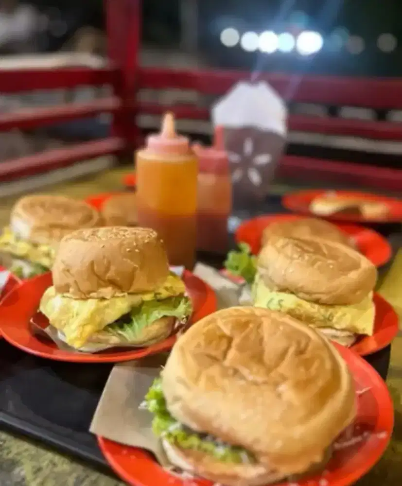 LOWONGAN PEKERJAAN DI CAFE BURGER BANDA ACEH